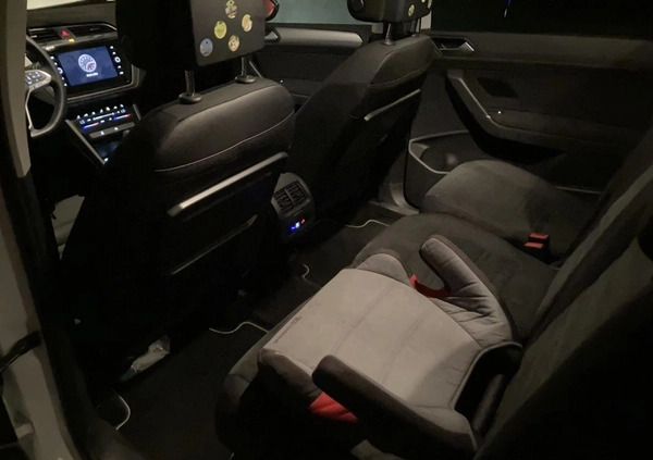 Volkswagen Touran cena 129800 przebieg: 24600, rok produkcji 2023 z Wschowa małe 781